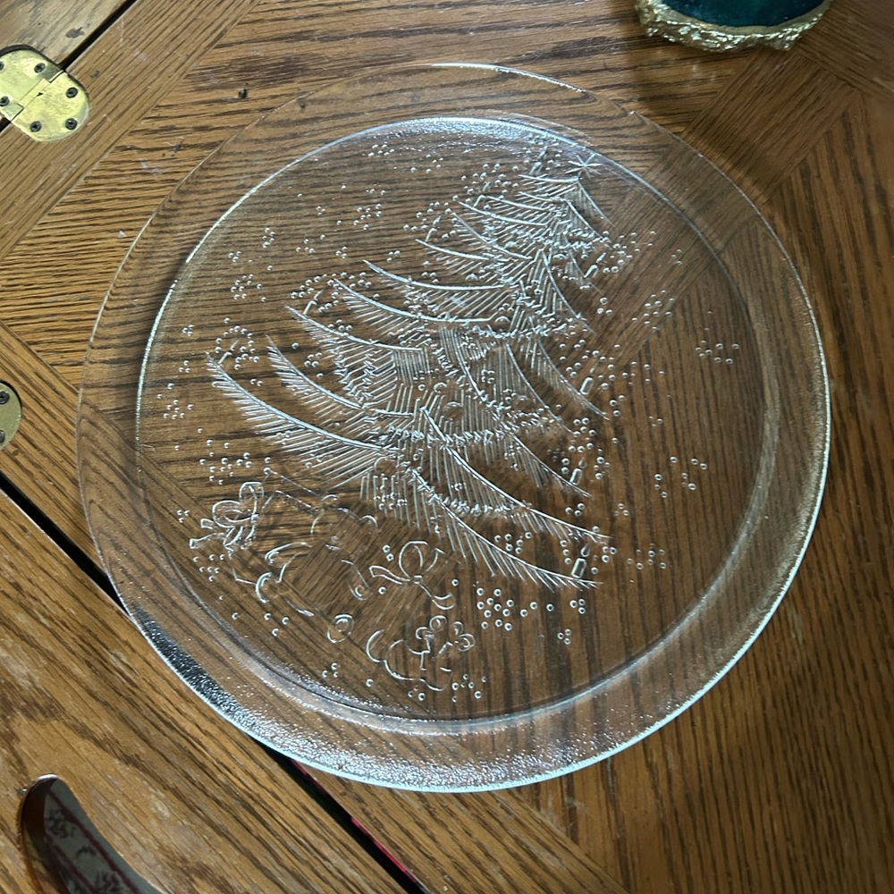 Vintage Les Verreries De Saint-Gobain Christmas Serving Platter Cake Plate